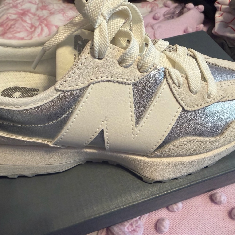 New Balance White & Silver Women's Athletic Sneakers